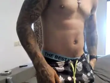 Chaturbate Live Porn of jonnyporn1