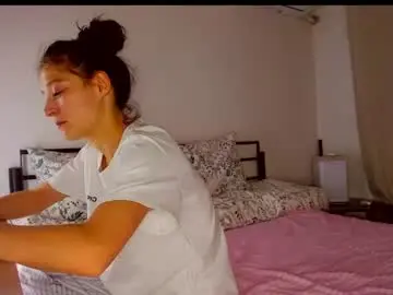 Chaturbate Live Sex Cam of miapaw