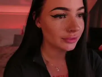 Chaturbate Live Sex Cam of lisaaaliss