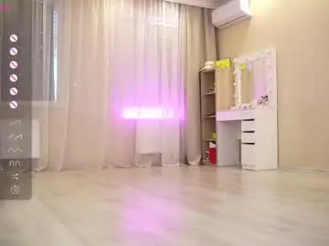 Chaturbate Watch Live Sex Cams of queenelia