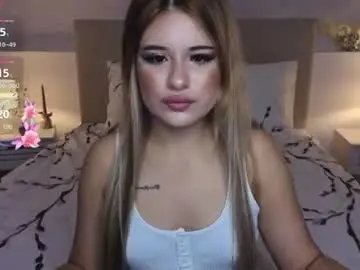 Chaturbate Watch Live Sex Cams of sophieblush_
