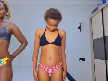 Chaturbate Best live sex cam show of _petitekitty