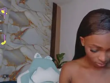 Chaturbate Live Sex Cam of ahvi_ebony