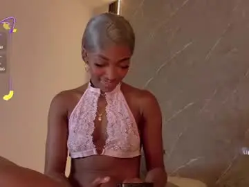 Chaturbate Sex Chat of ahvi_ebony