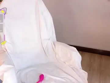 Chaturbate Sex Chat of ahvi_ebony