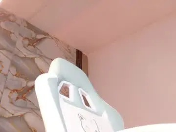 Chaturbate Nude Webcam of ahvi_ebony