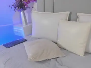 Chaturbate Live Sex Cam of elliot_walker
