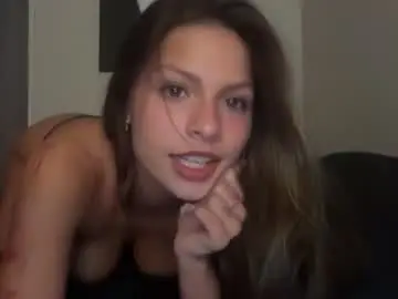 Chaturbate Adult Video Chat of ari_wren1