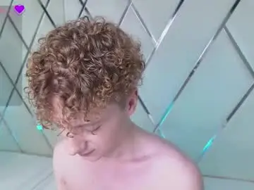 Chaturbate Best live sex cam show of softcrave