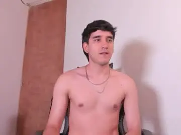 Chaturbate Free Porn Cam of leo_jones389