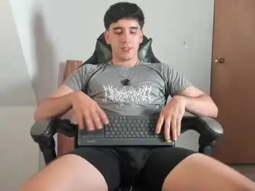 Chaturbate Free Live Porn of leo_jones389