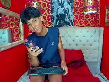 Chaturbate Free Live Porn of straightyounpein