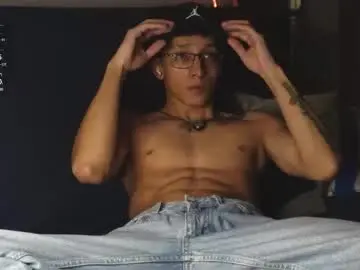 Chaturbate Free Porn Cam of vito_benz