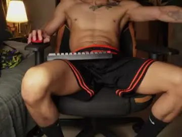 Chaturbate Live Sex Cam of vito_benz