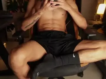 Chaturbate Nude Webcam of vito_benz