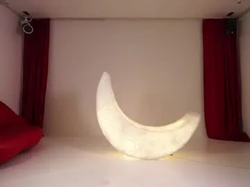 Chaturbate Live Sex Cam of _meganmeow_