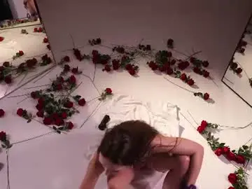 Chaturbate Live Sex Cam of _meganmeow_