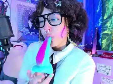 Chaturbate Live Sex Cam of angel_sweett_1