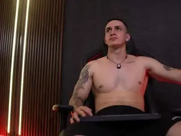 Chaturbate Adult Video Chat of jacksonolsenn