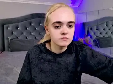 Chaturbate Adult Video Chat of bambi_bloom_