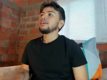 Chaturbate Live Sex Cam of philip_stones_ftm