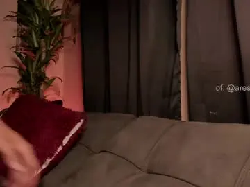 Chaturbate Live Sex Cam of aress444