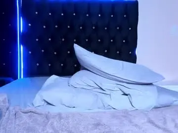 Chaturbate Watch Live Sex Cams of mazeekiin