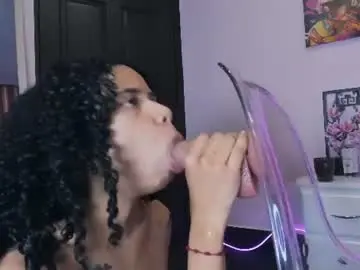 Chaturbate Free Porn Cam of mazeekiin