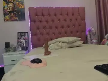 Chaturbate Best live sex cam show of mazeekiin