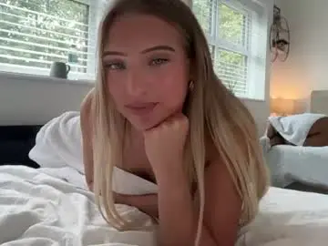 Chaturbate Sex Cam of rosebella_