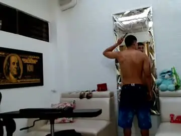 Chaturbate Best live sex cam show of alexander_cr