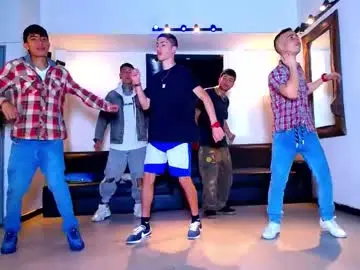 Chaturbate Live Sex Cam of the_goodfellas