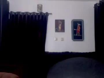 Chaturbate Live Sex Cam of ebonydripqueen