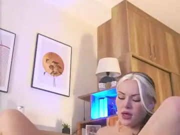 Chaturbate Watch Live Sex Cams of lanisun