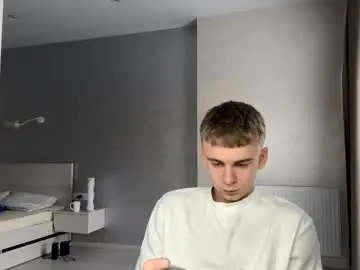 Chaturbate Live Sex Cam of echowraith