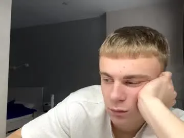 Chaturbate Adult Video Chat of echowraith