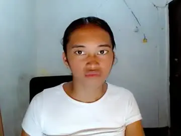 Chaturbate Nude Webcam of ur_sexyllie