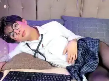 Chaturbate Free Porn Cam of cherryy_boy
