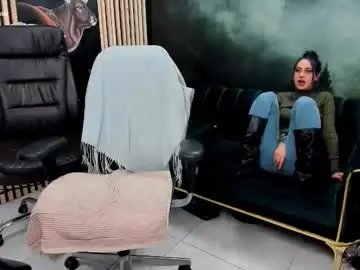 Chaturbate Adult Video Chat of fireflowers_