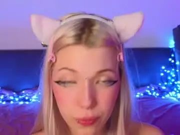 Chaturbate Free Live Porn of nikkisilk