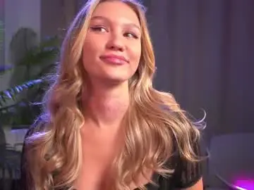 Chaturbate Adult Webcams of nikkisilk