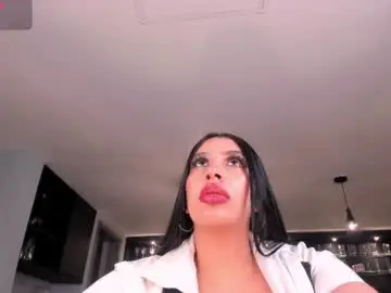 Chaturbate Live Sex Cam of leahlombardi_