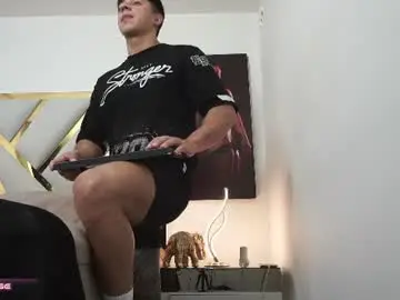 Chaturbate Adult Video Chat of devin_hunter