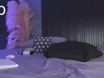 Chaturbate Watch Live Sex Cams of emmaclark_1