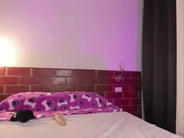 Chaturbate Live Sex of emmaclark_1