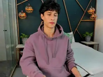 Chaturbate Live Sex of oliver_laurent