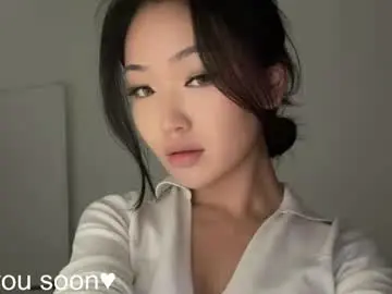 Chaturbate Live Porn of elegant_vibes