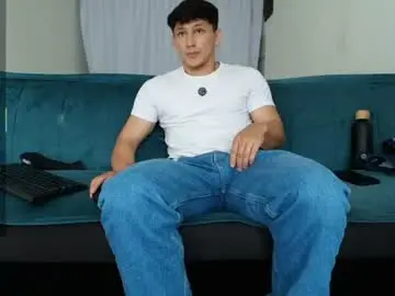 Chaturbate Live Sex Cam of jacques_cardiet