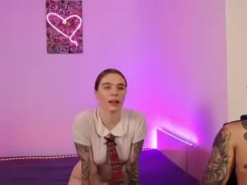 Chaturbate Sex Cam of missbeauty_and_thebeast