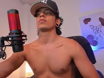 Chaturbate Watch Live Sex Cams of saenz_hotx
